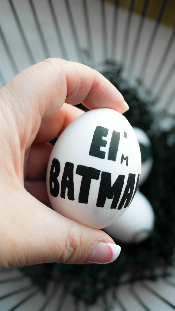 Ei´m Batman Osterei DIY