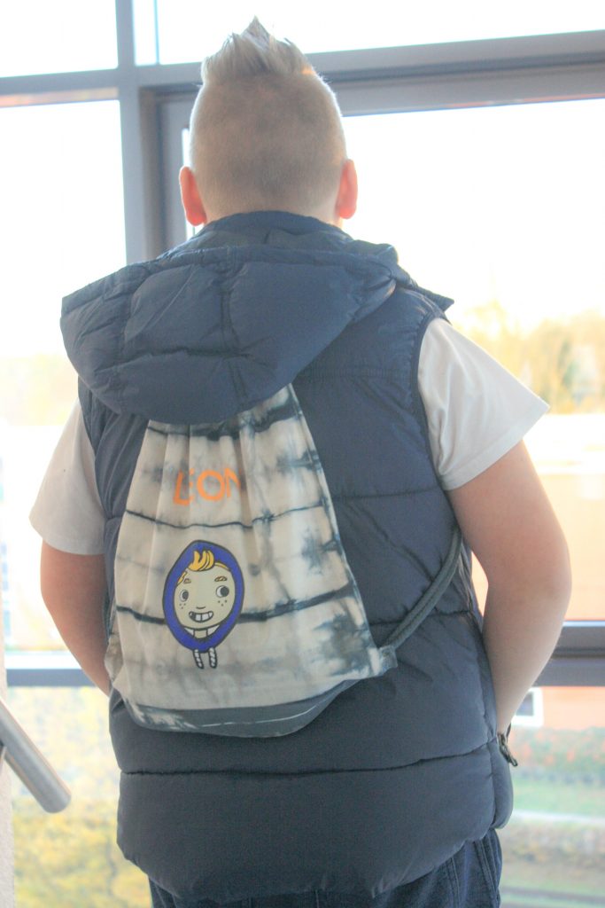 Jung, wild und rebellisch - Shibori färben mit Kindern | Kati Make It!