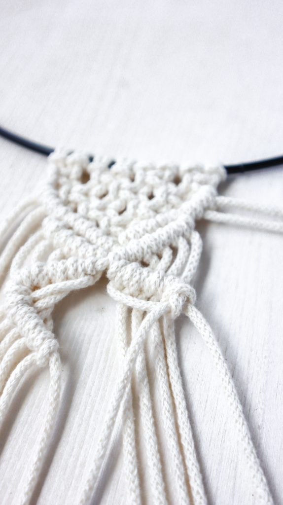 Makramee Knoten Anleitung: Sommerkranz mit Diamant-Knoten knüpfen | Kati Make It!