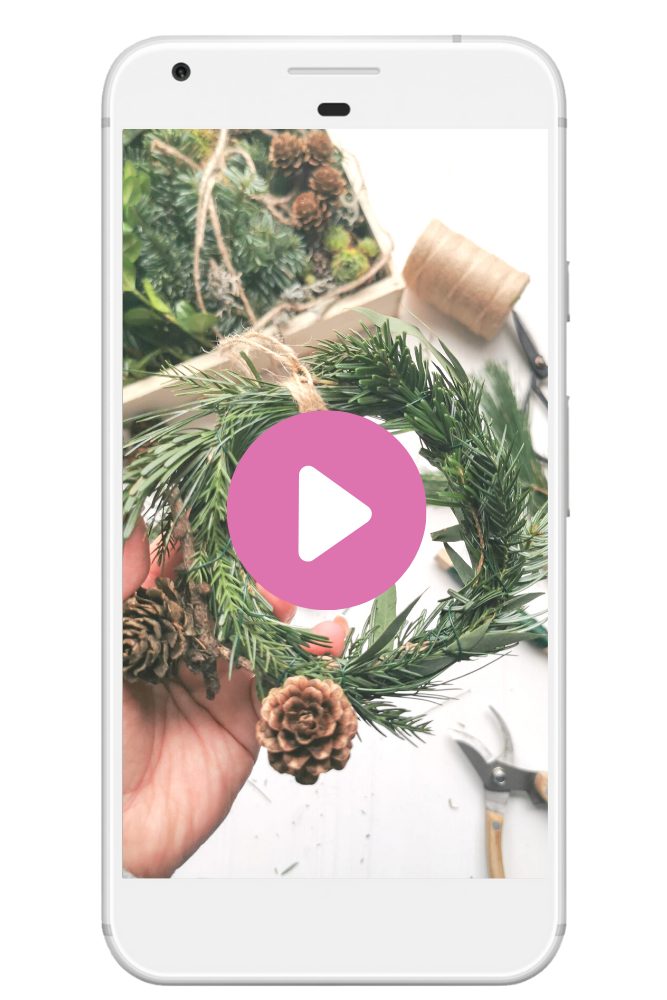 Weihnachtliche Deko-Idee: Mini-Kranz binden aus Tannenzweigen | Kati Make It!