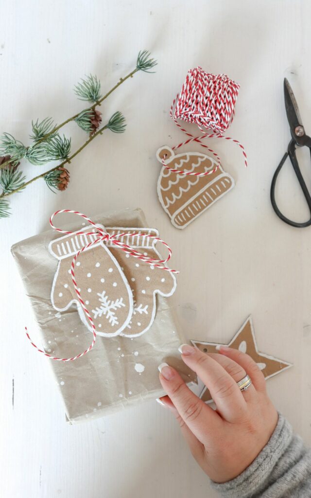Geschenke nachhaltig verpacken? Mit diesen 5 Ideen für nachhaltige(re) Geschenkverpackung produzierst du garantiert weniger Müll - nicht nur zu Weihnachten.