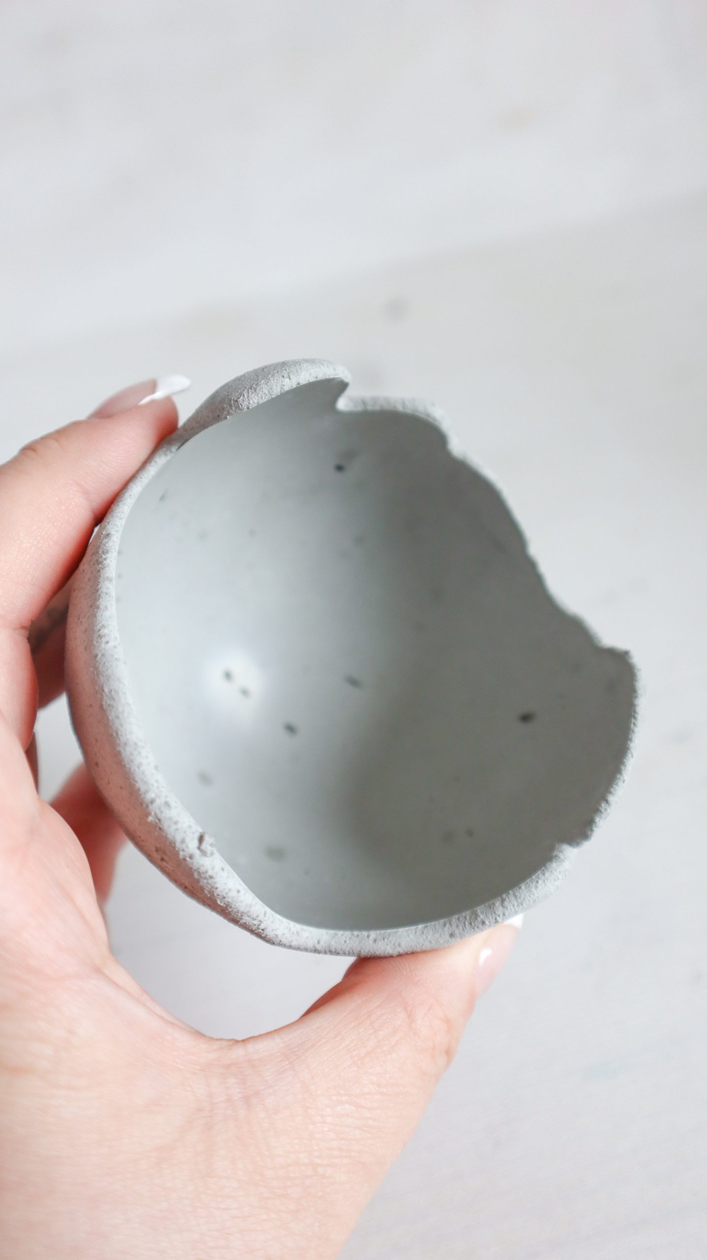 Stilvolle Windlichter aus Beton selbst basteln: Einfache DIY Anleitung für puristische Deko aus Knetbeton bekannt aus SWR Kaffee oder Tee
