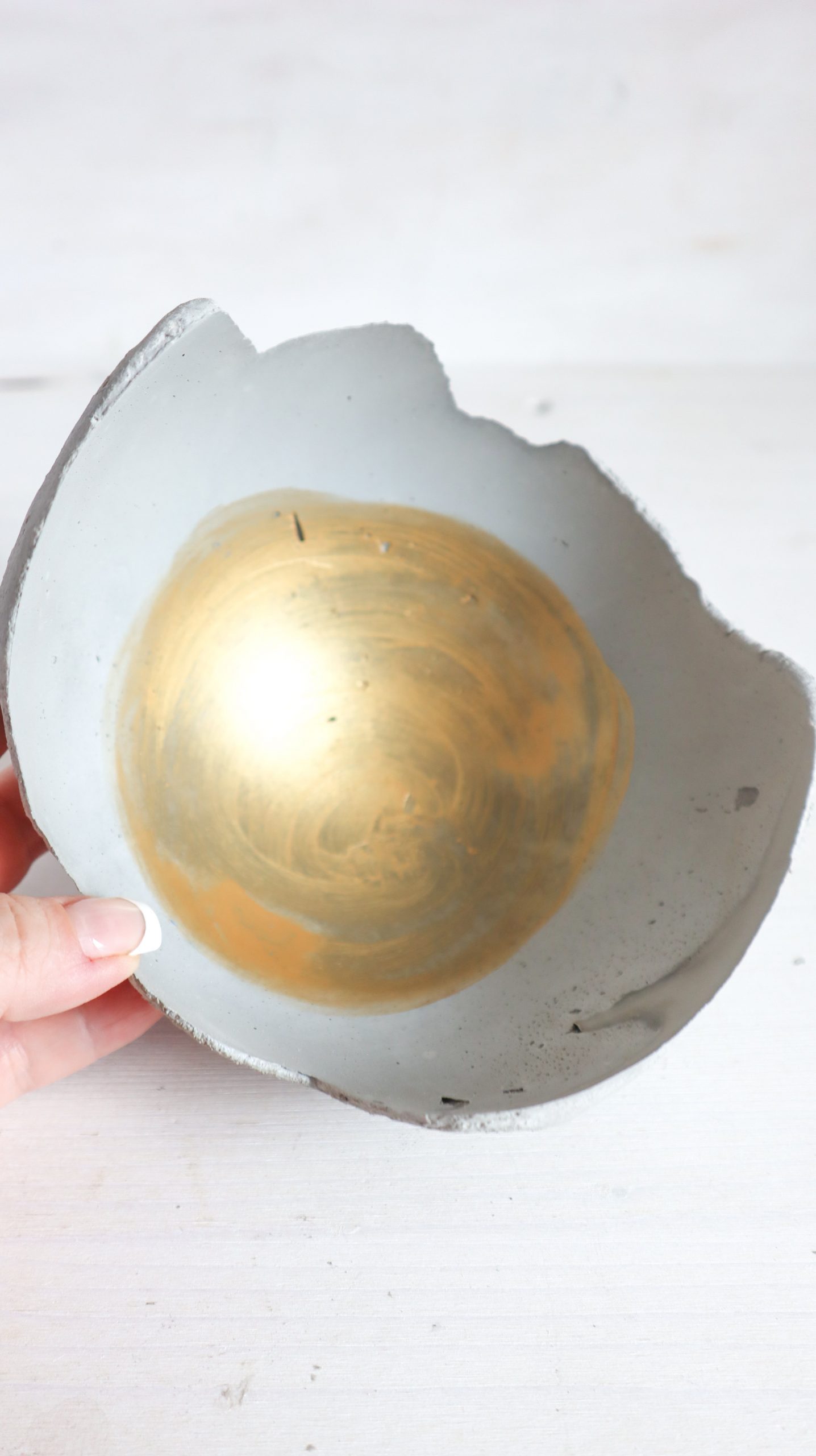 Stilvolle Windlichter aus Beton selbst basteln: Einfache DIY Anleitung für puristische Deko aus Knetbeton bekannt aus SWR Kaffee oder Tee