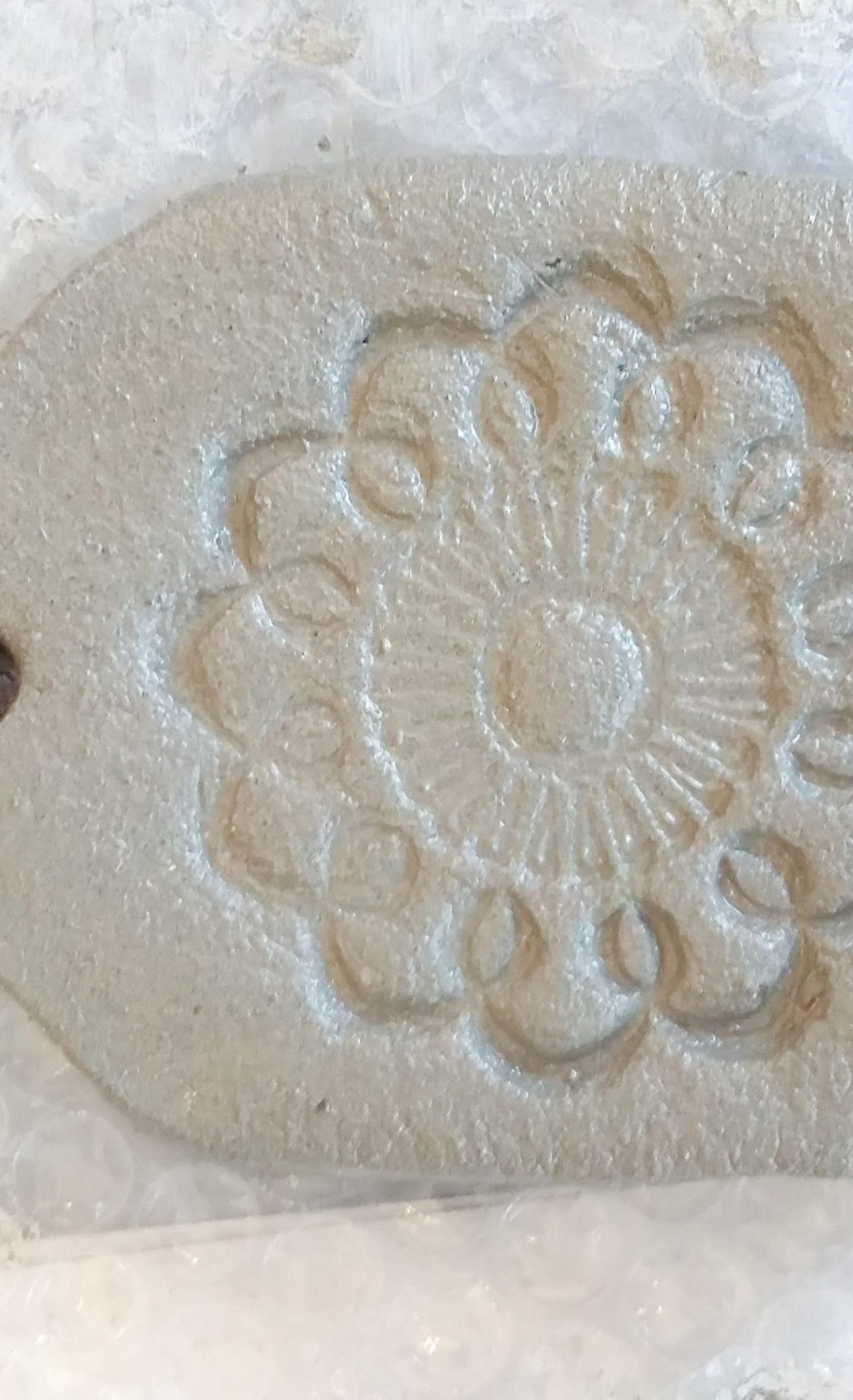 Stilvolle Windlichter aus Beton selbst basteln: Einfache DIY Anleitung für puristische Deko aus Knetbeton bekannt aus SWR Kaffee oder Tee