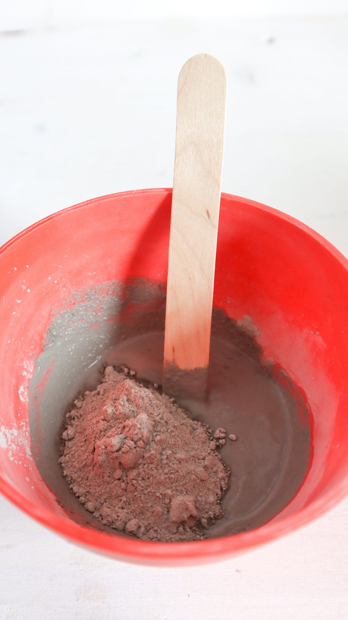 Stilvolle Windlichter aus Beton selbst basteln: Einfache DIY Anleitung für puristische Deko aus Knetbeton bekannt aus SWR Kaffee oder Tee