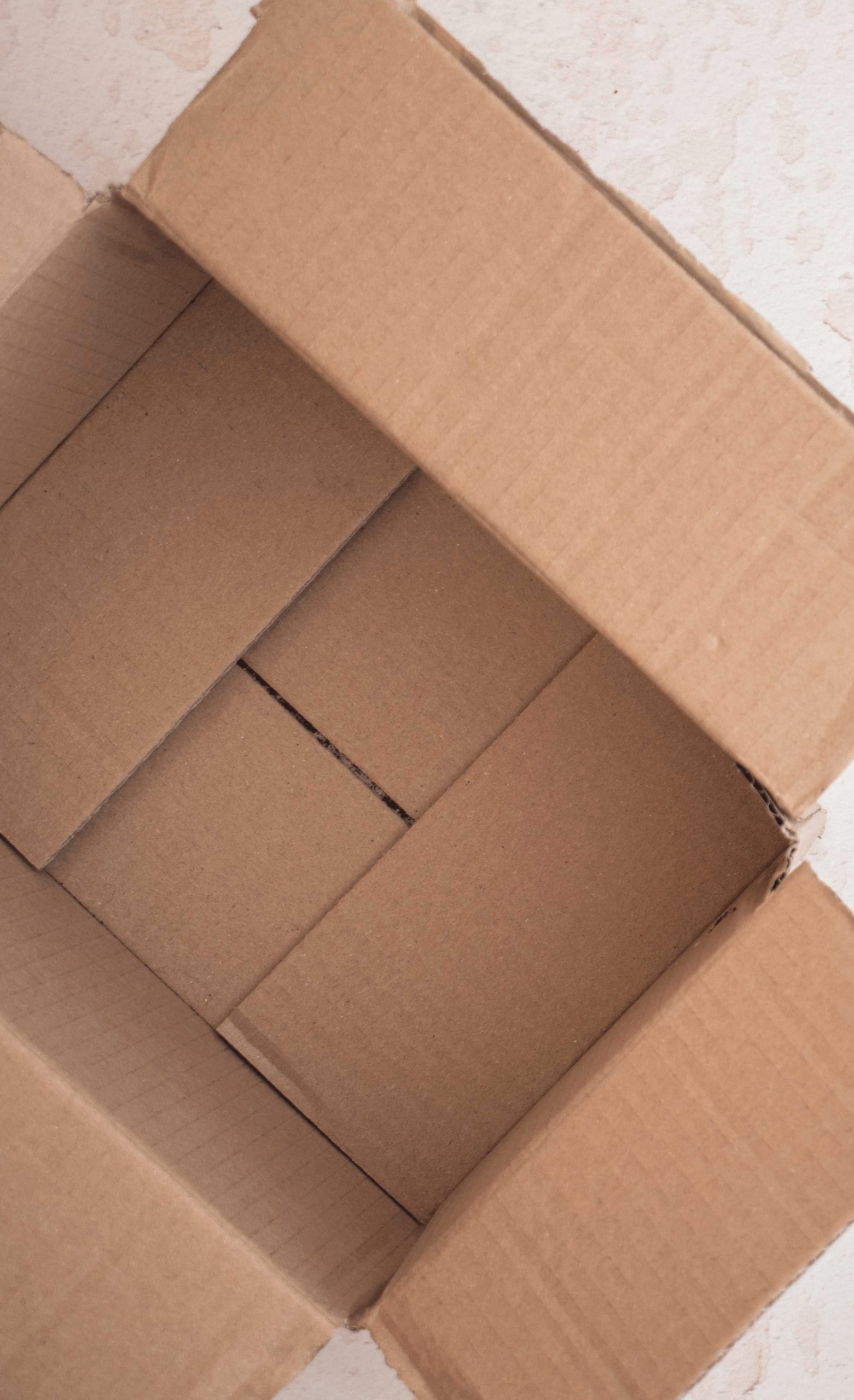 Junggesellenabschied planen: DIY-Idee für die perfekte Einladung zum JGA als Überraschungspost für die Mädels für einen unvergesslichen Tag - Kati Make It! 