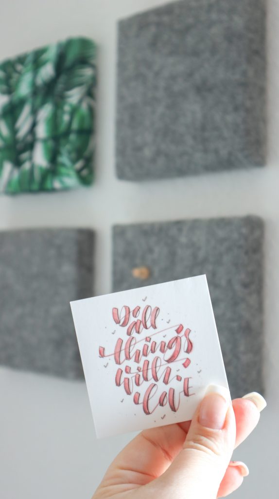 Einfache DIY Idee für eine Pinnwand aus Filz und Stoff - einfach selber machen - Anleitung von Kati Make It!