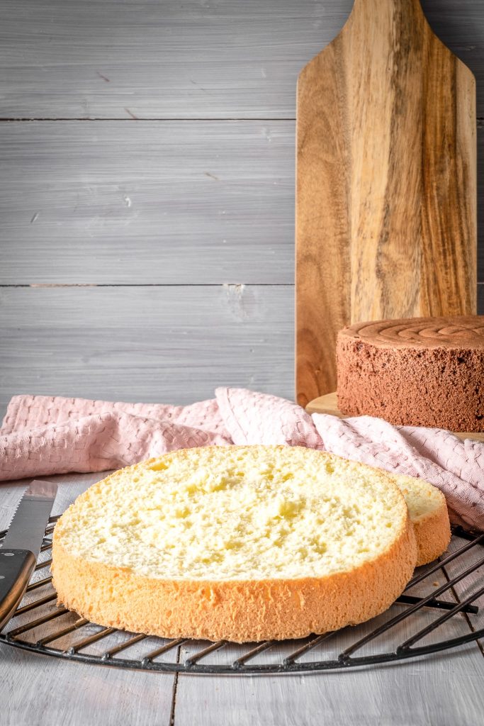 Junggesellenabschied richtig planen: Eine JGA Torte einfach selber backen für euren unvergesslichen Tag mit den Mädels. Rezept bei Kati Make It! 