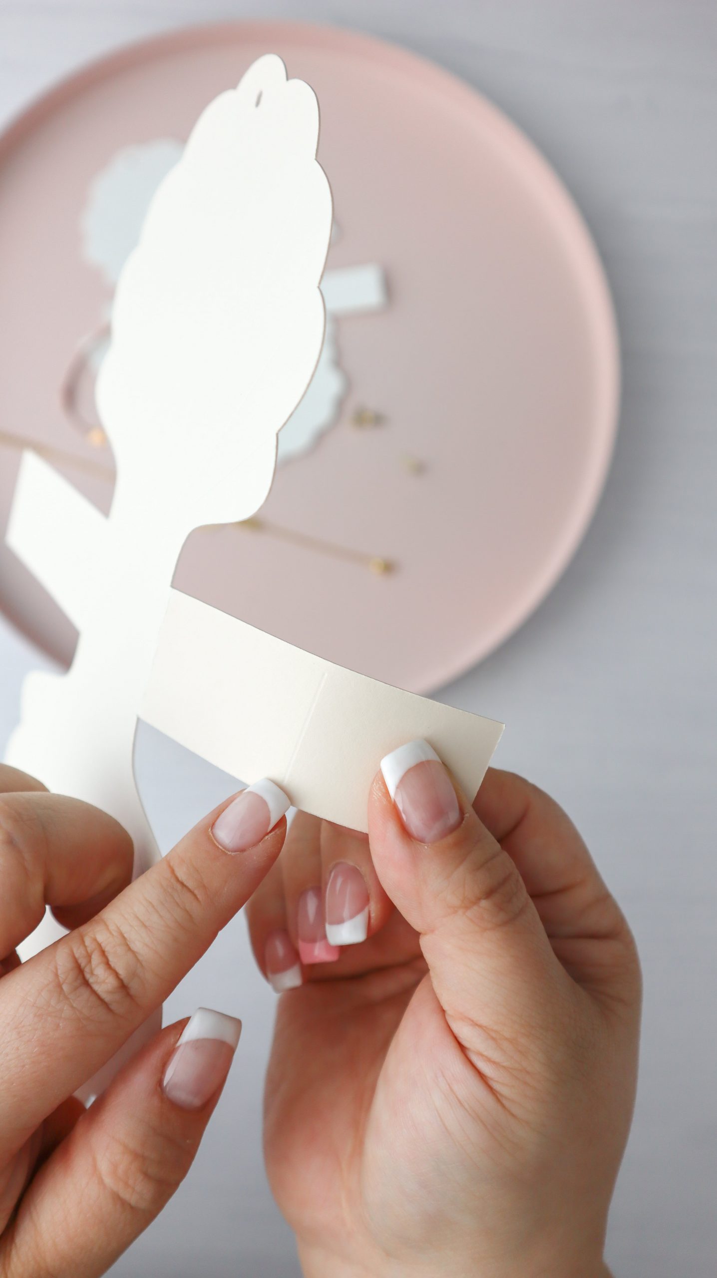 Geschenke für Trauzeuginnen schön verpacken: DIY Muschel-Verpackung - Kati Make It 