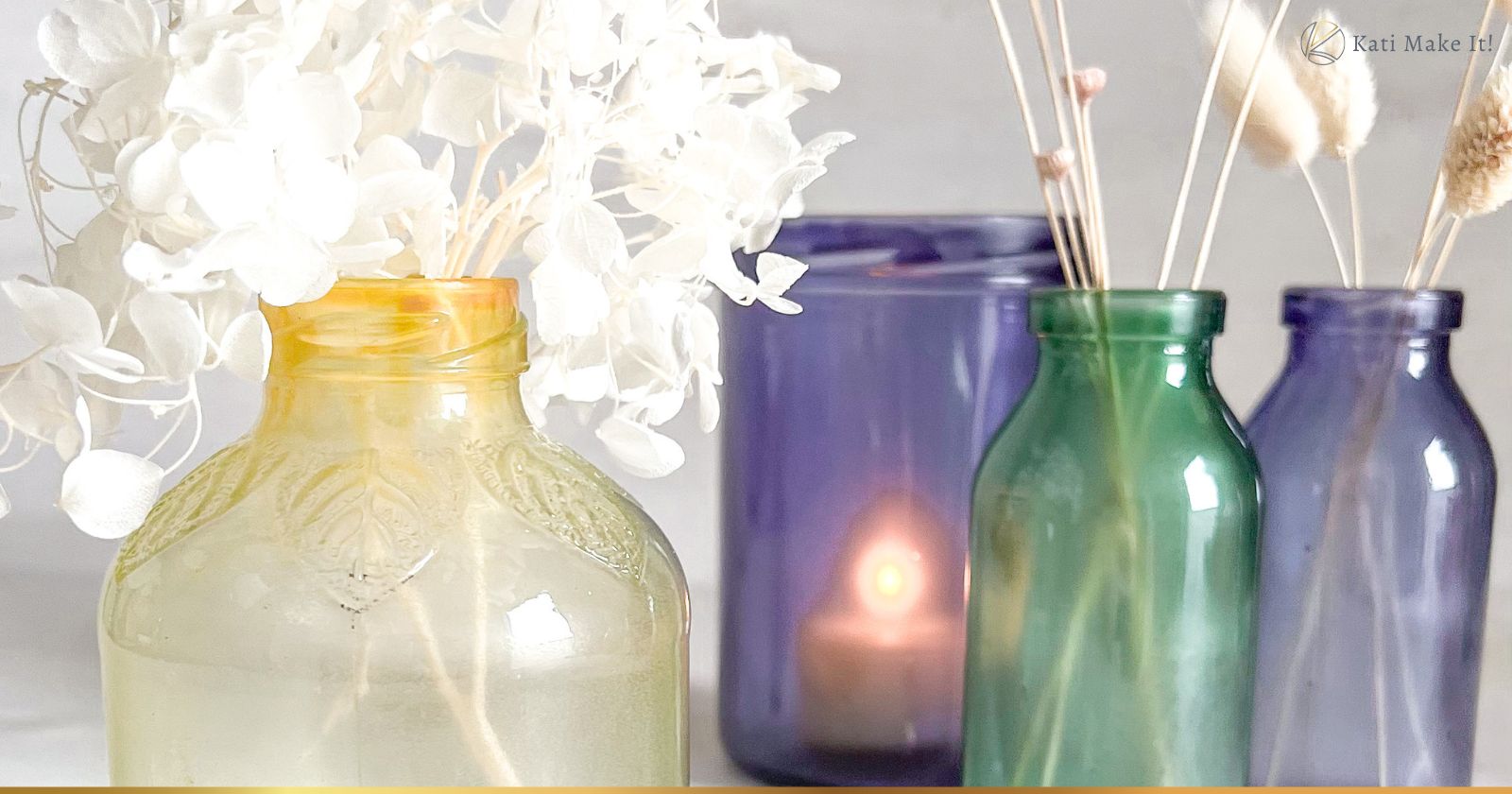 Easy Upcycling Idee: Gläser bemalen mit Lebensmittelfarbe! So machst du Vasen und Windlichter mit Meerglas-Effekt selbst, z.B. als DIY Hochzeitsdeko.