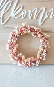 Herbstkranz selber machen aus Trockenblumen - Einfache Anleitung | Kati Make It!