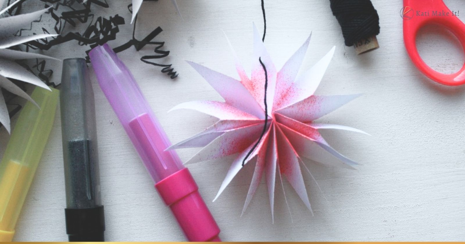 Kleine Papiersterne für die Vorweihnachtszeit - DIY