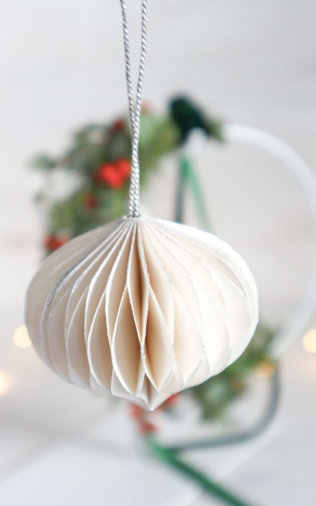 Erlebe festliche Kreativität im Breuningerland Ludwigsburg: Kostenlose DIY-Workshops mit Kati Make It 02. - 23.12.2023! Komm vorbei und lass dich inspirieren.