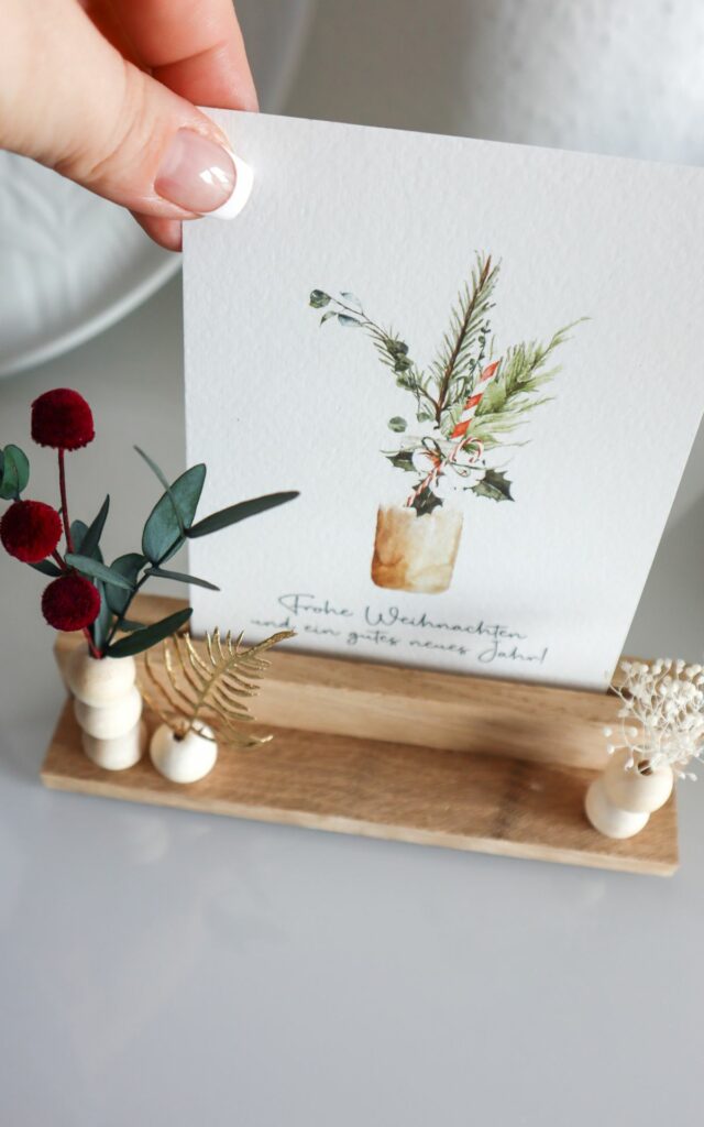 Erlebe unvergessliche Weihnachtsmomente in meinen kostenlosen DIY Workshops im CANO Singen 01.-16.12.2023! Komm vorbei und lass uns gemeinsam kreativ werden.