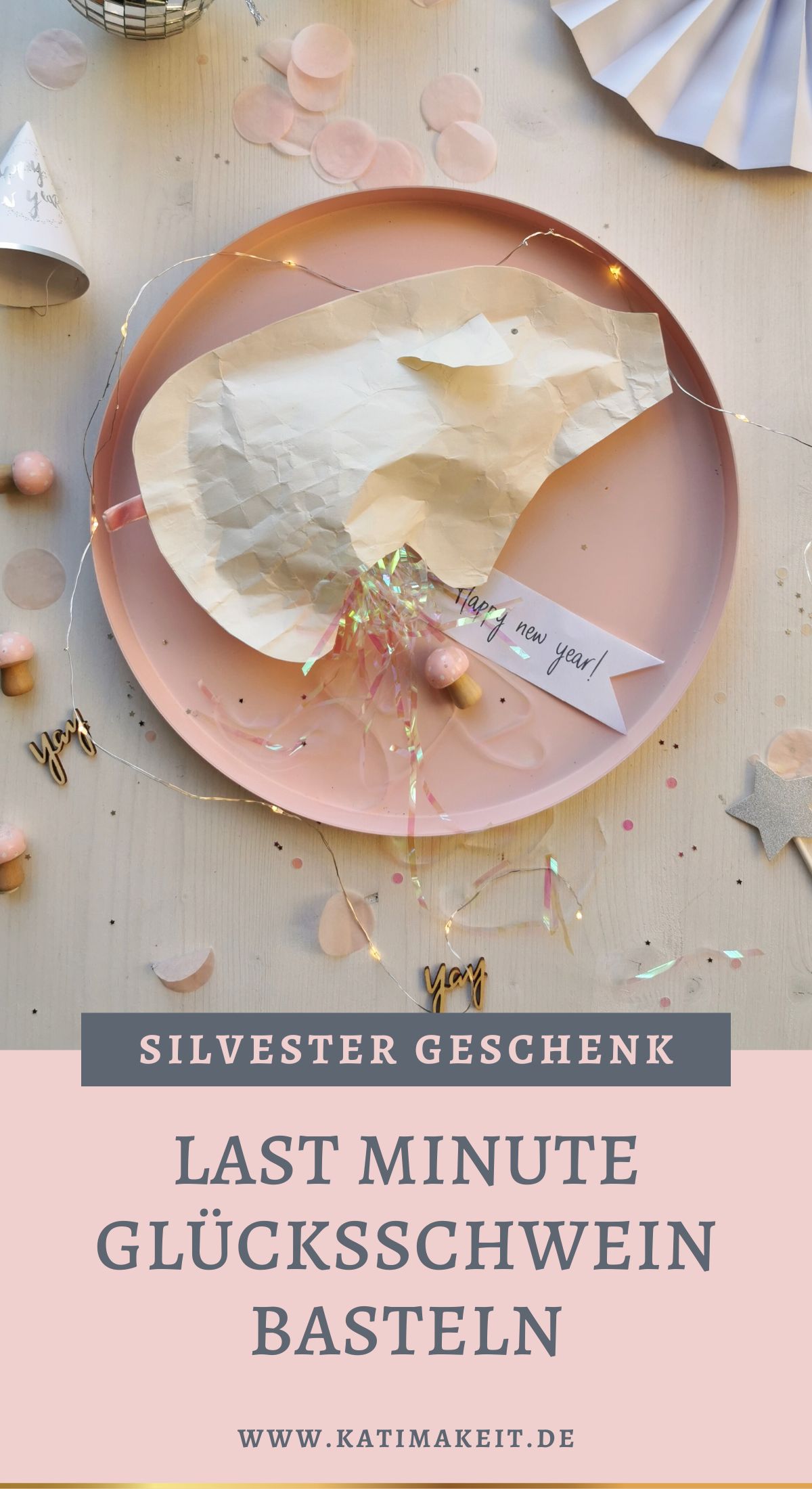 Glücksschwein "Papier-Oink" als Glücksbringer basteln. Ein originelles und persönliches Last Minute Silvester Geschenk zum Schnell-selber-machen. + Druckvorlage