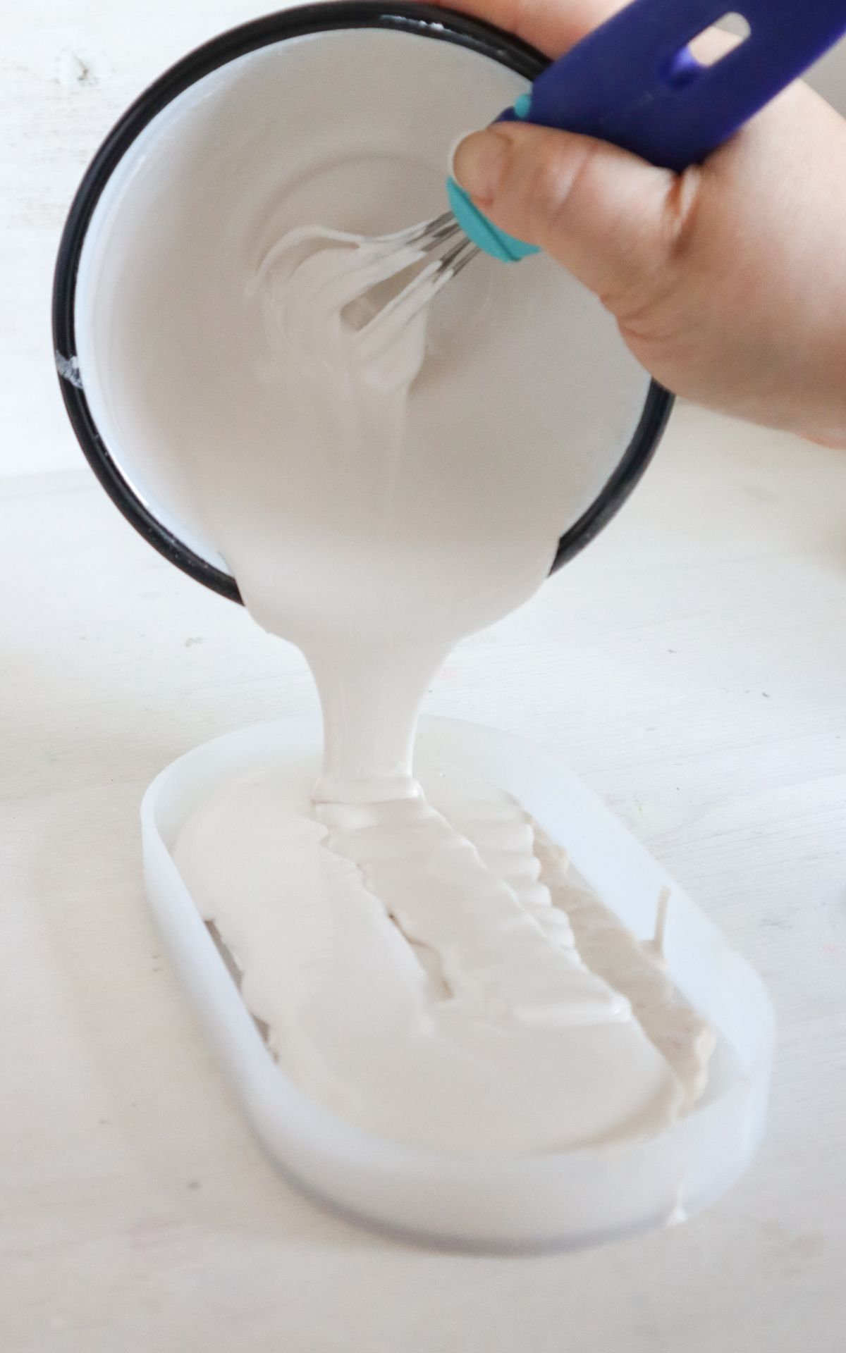 Super Alternative zu Raysin, Gips & Beton: Formen gießen mit Jesmonite! ➢ Alle Infos und Schritt-für-Schritt-Anleitung zur ökofreundlichen Gießmasse für DIY Begeisterte