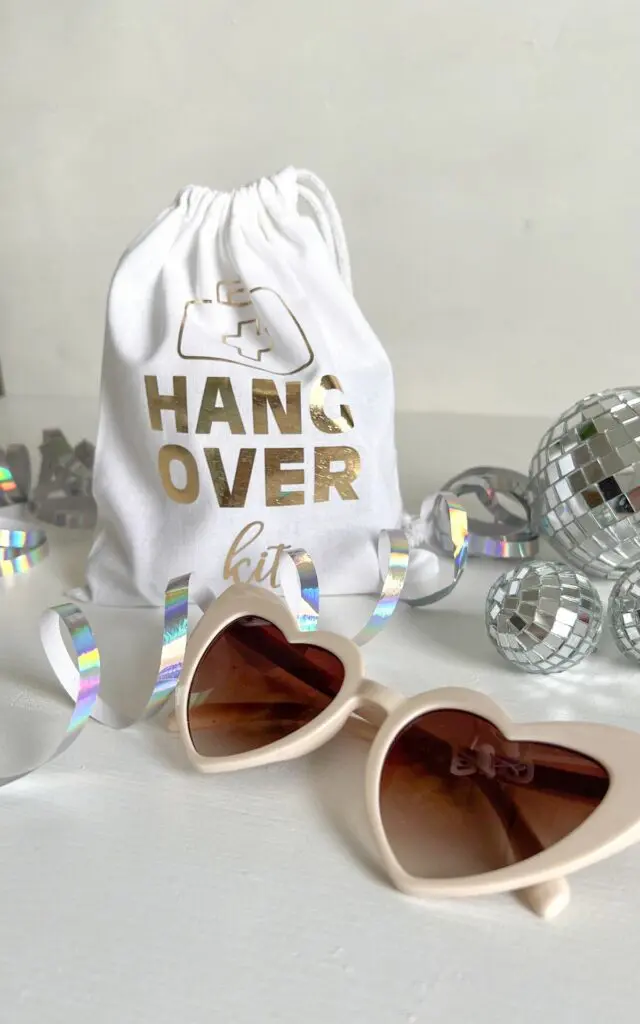 Hangover Kit basteln als JGA Geschenk & zur Hochzeit (inkl. Checkliste) | Kati Make It!