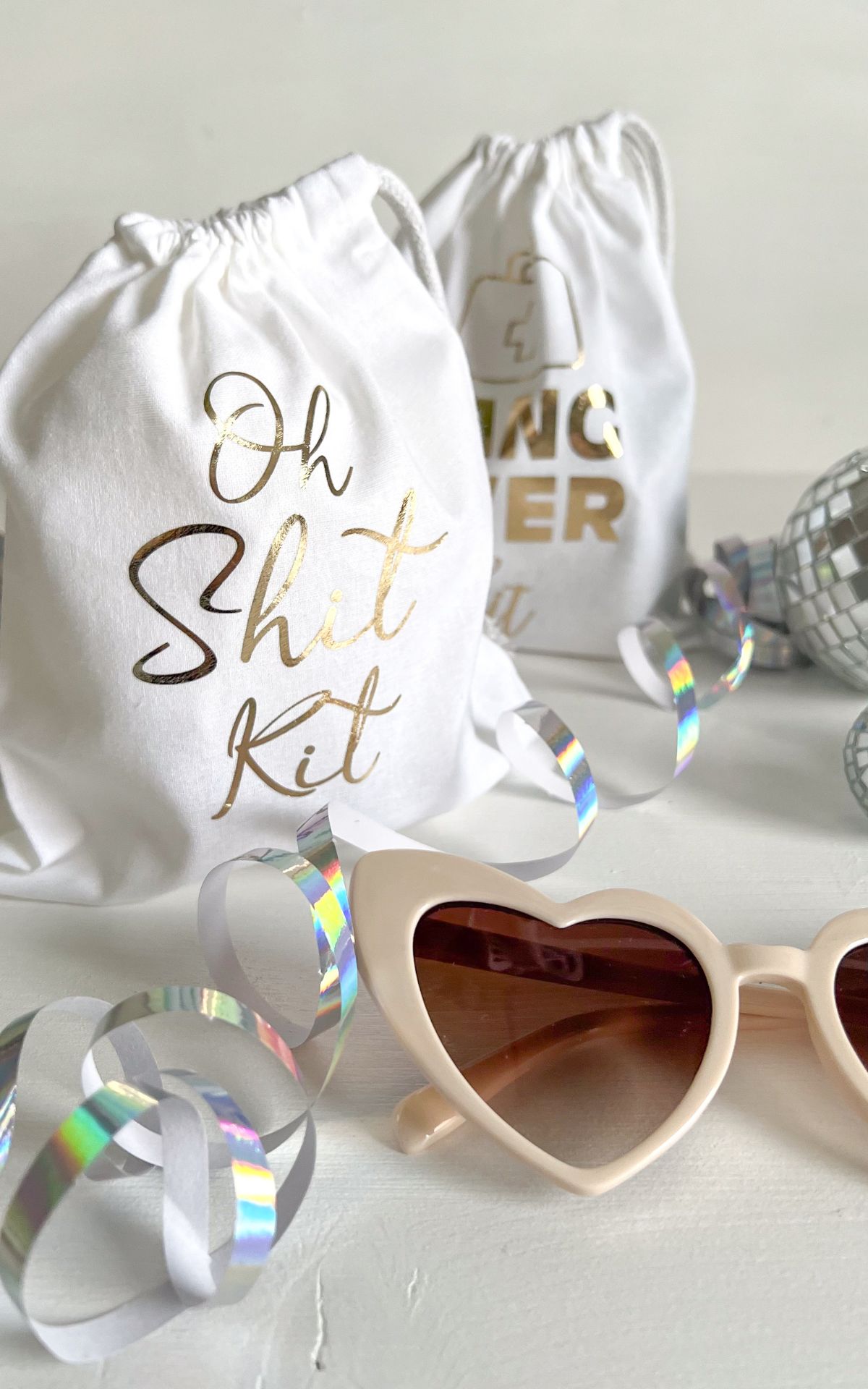 DIY Hangover Kit gegen den Kater nach dem Junggesellinnenabschied: Dieses JGA Geschenk rettet deine Girl Gang! ► Schritt-für-Schritt-Anleitung inkl. Checkliste | plotten