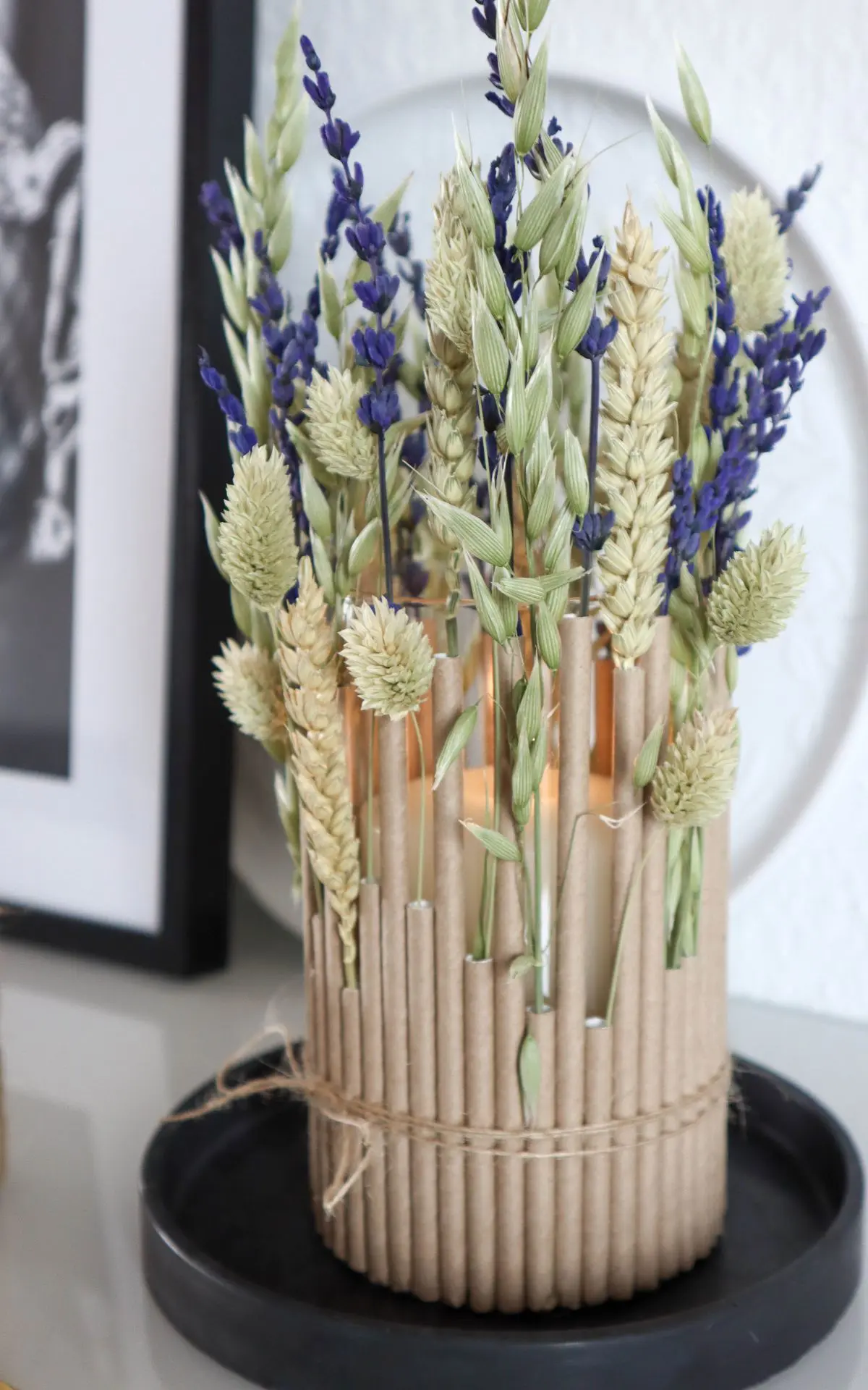 DIY Windlicht mit Trockenblumen und Strohhalmen – bekannt aus SWR