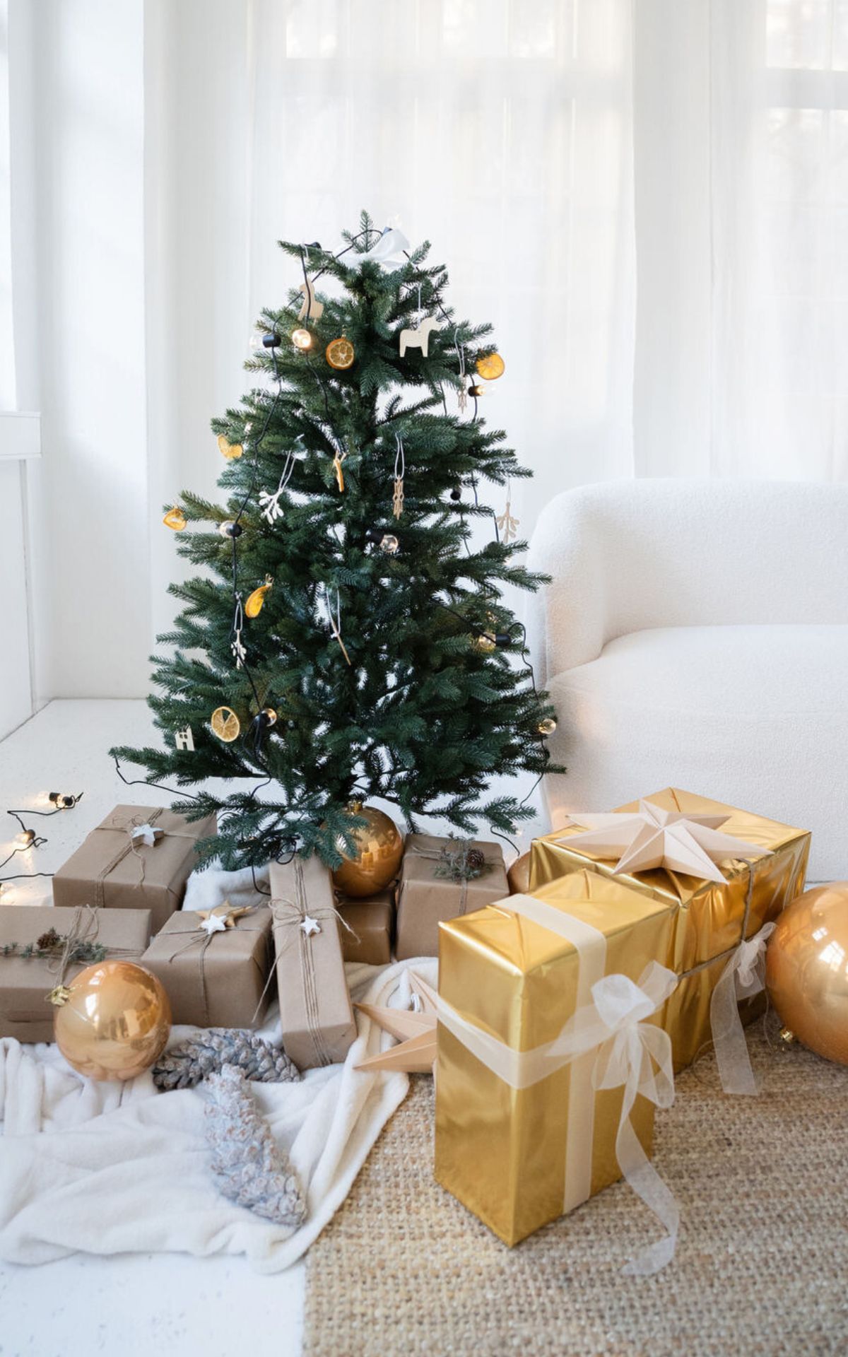 Weihnachtspullover selber gestalten mit Brother ScanNCut: Mit dieser einfachen DIY-Anleitung plottest du individuelle Weihnachtspullis für die ganze Familie. Perfekt für Anfänger!