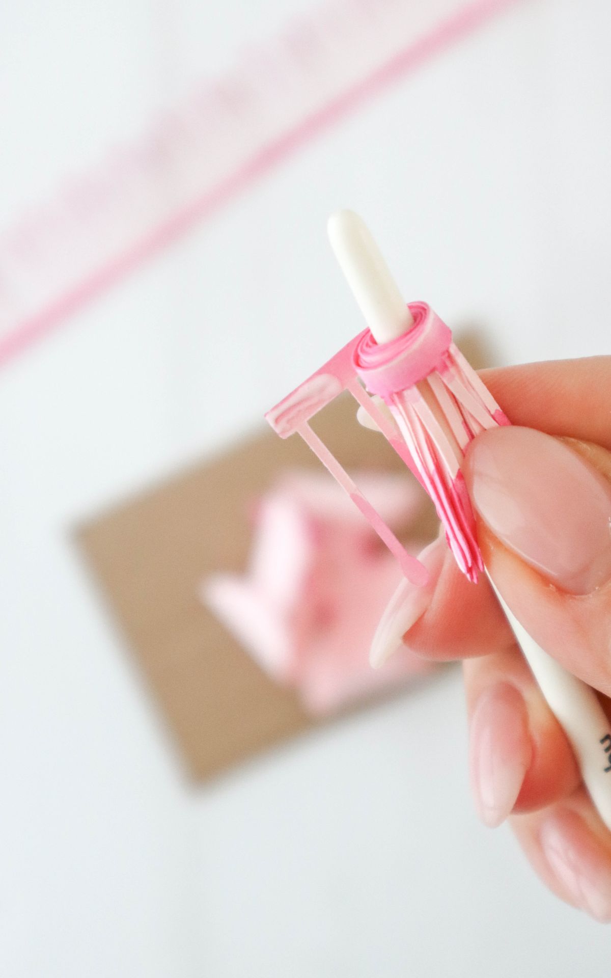 3D Blumen & Wellness Geschenk basteln: Mit dem Plotter entstehen Kirschblüten & Schriftzüge mit Japan-Flair für deine DIY Body Butter, Lippenbalsam & Peeling.