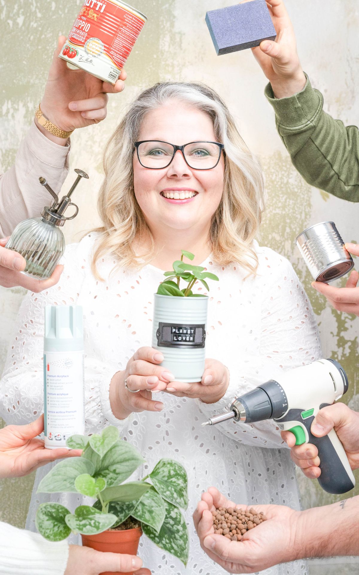 Faces of Climate Change II im WaldHaus Freiburg: Kati Jordan mit lebensgroßem Porträt, nachhaltigen DIY-Ideen & kreativen Upcycling Workshops.